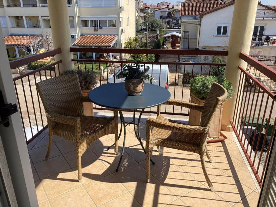 Dachgeschoss-Apartment "Andemi" In Istrien Novigrad Istria Exterior foto